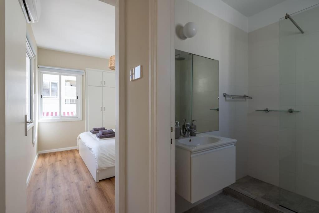 Cozy Nerina Cottage At Harbour Paphos ภายนอก รูปภาพ