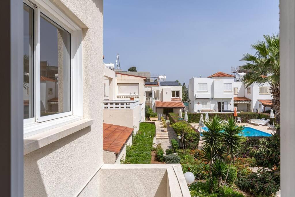 Cozy Nerina Cottage At Harbour Paphos ภายนอก รูปภาพ